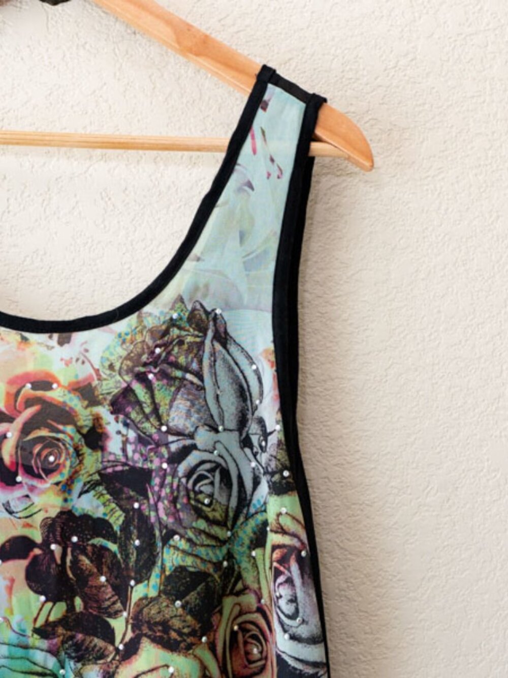 Carpe Diem Hi Low Semi Sheer Floral Rhinestone Studded Tank Top Boho M - Picture 4 of 13